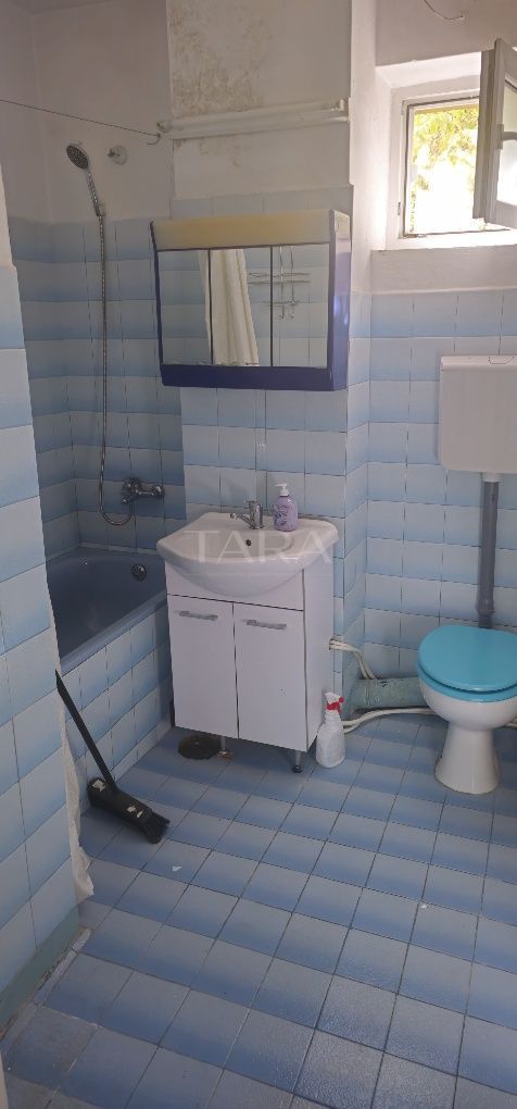 Apartament cu 3 camere în Gruia, într-o zonă liniștită - Poză 5