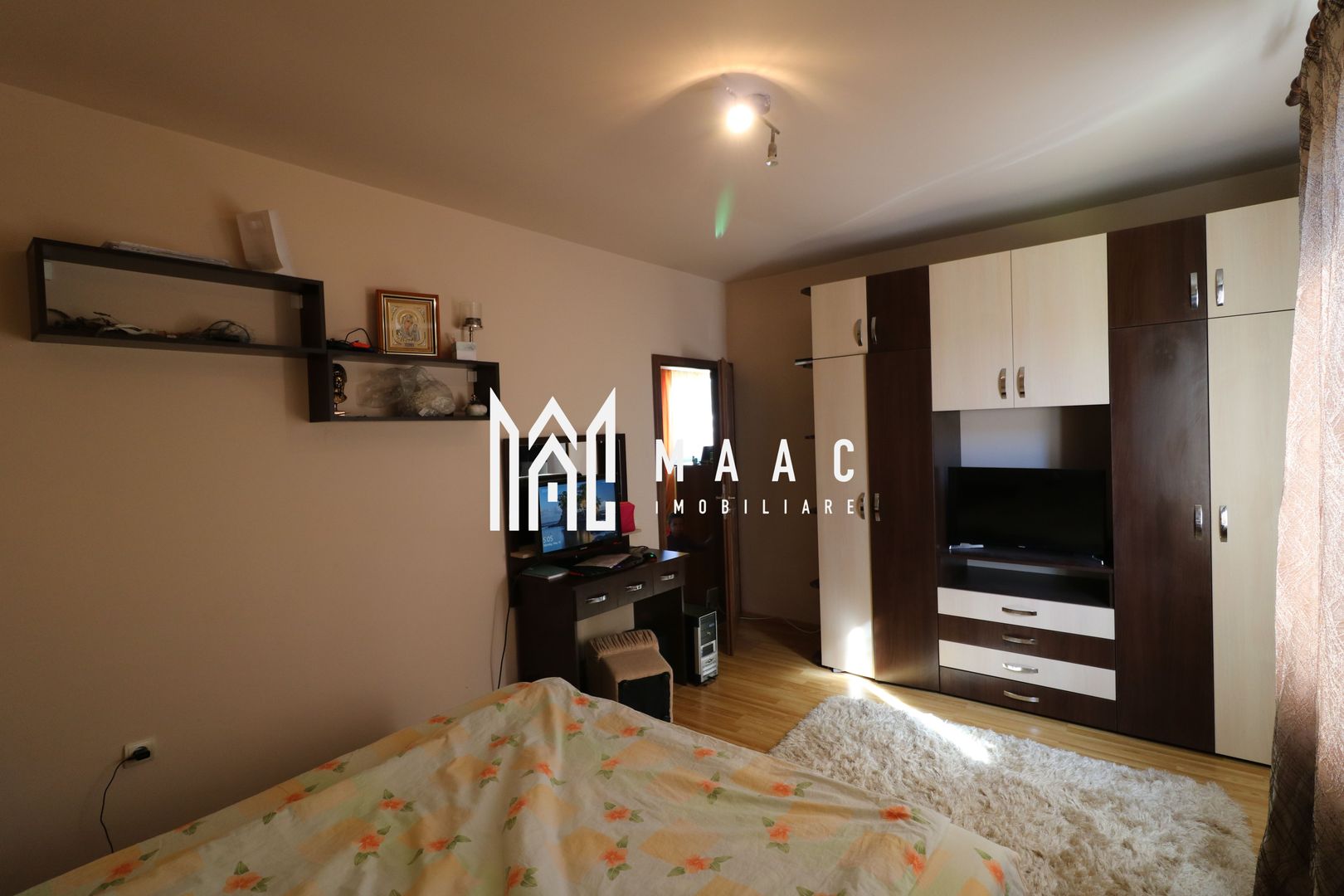 Apartament 5 camere | 137 mp | 2 bai | Curte | Strand - Poză 8