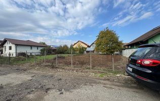 Teren intravilan | 458 mp | Toate utilitatile | Cetate