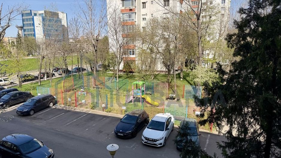 Persoana Fizica,vand apartament 2 camere, 53 mp, Splai Bahlui - Poză 1
