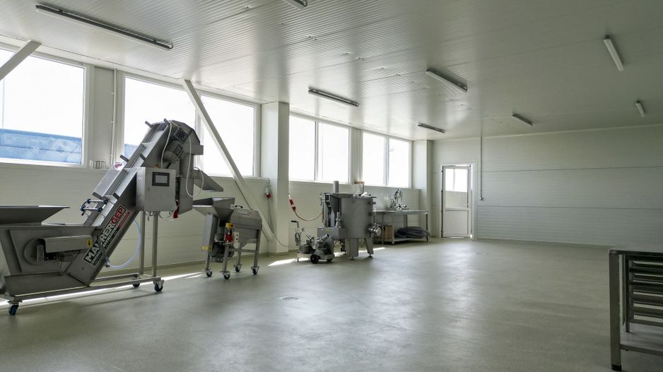 Oportunitate investiție: Livadă de Cireși și Hală - Poză 20