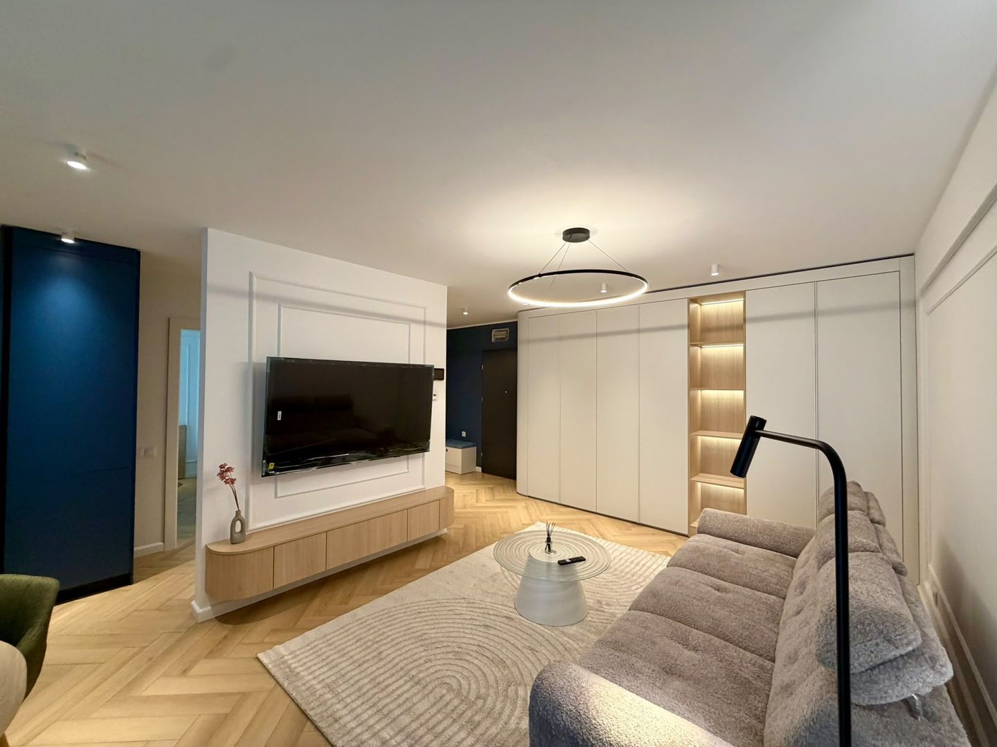 Apartament 2 camere ULTRAFINISAT 56 mp - Parcare subterana - Prima închiriere - Poză 2