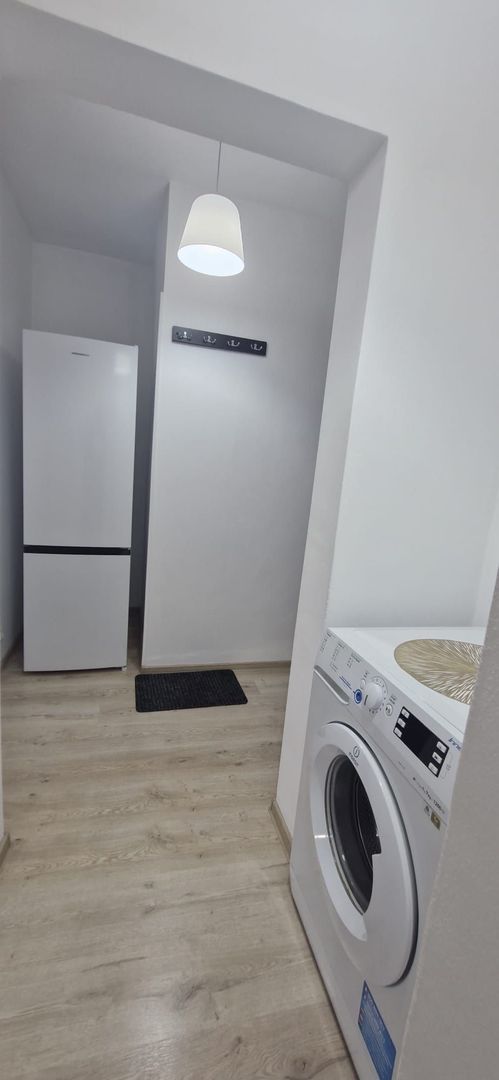 Garsonieră de inchiriat |decomandată | renovată | metrou, Drumul Taberei - Poză 5