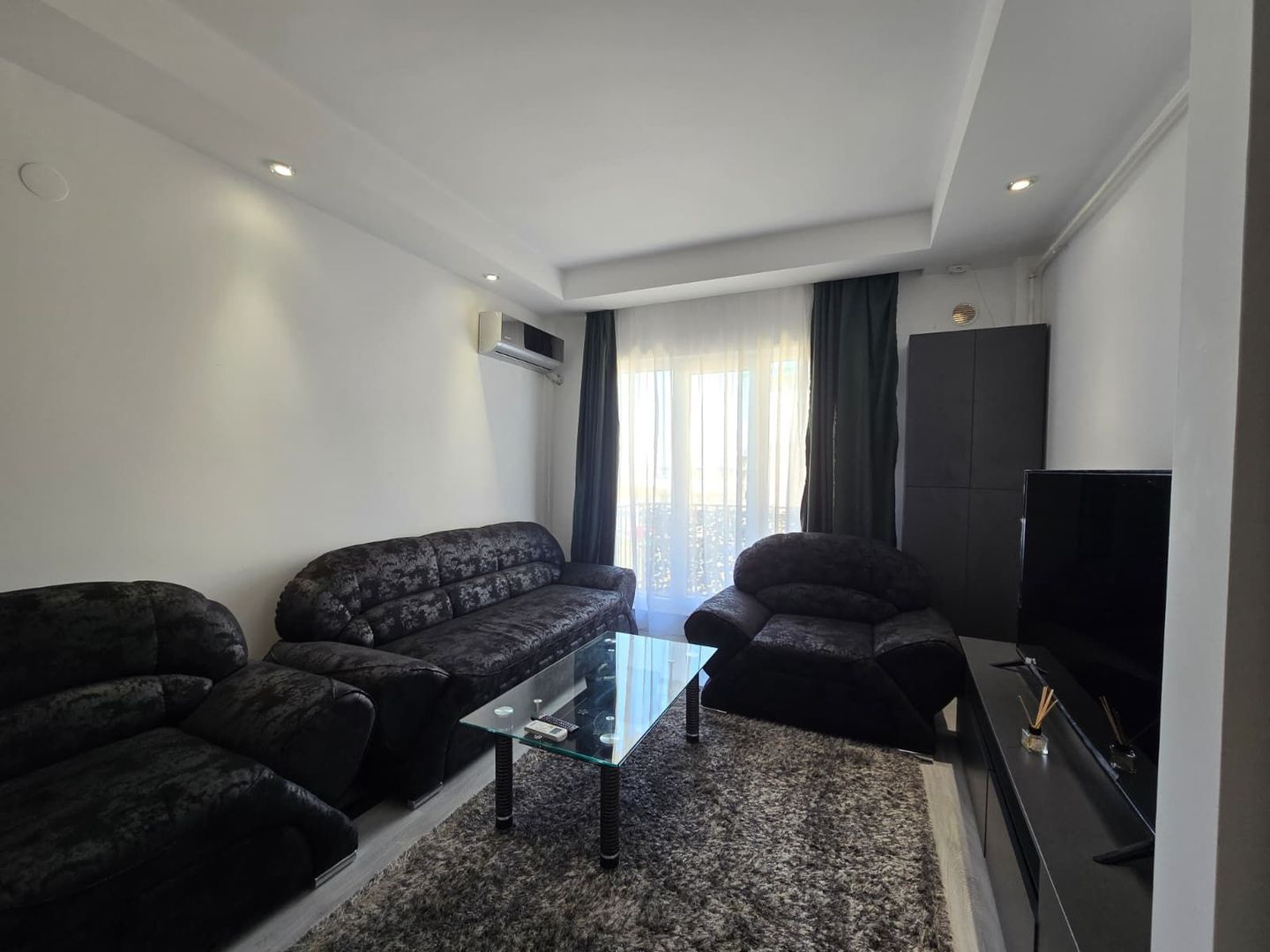 COSMOPOLIS  - STUDIO DUBLU cu vedere la piscina si parcare inclusa - Poză 4