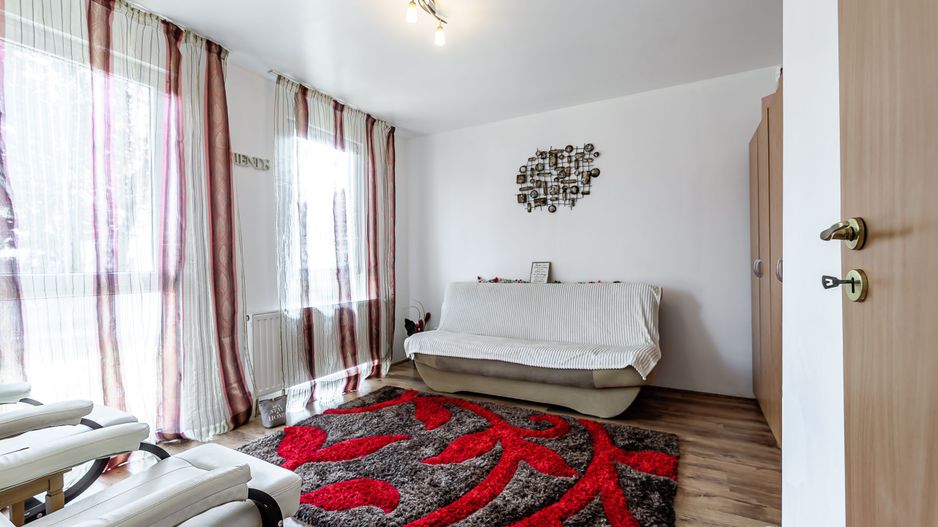 Casă 2008 - 6 camere - teren 1440 mp - Zadareni, Arad - COMISION 0% - Poză 3