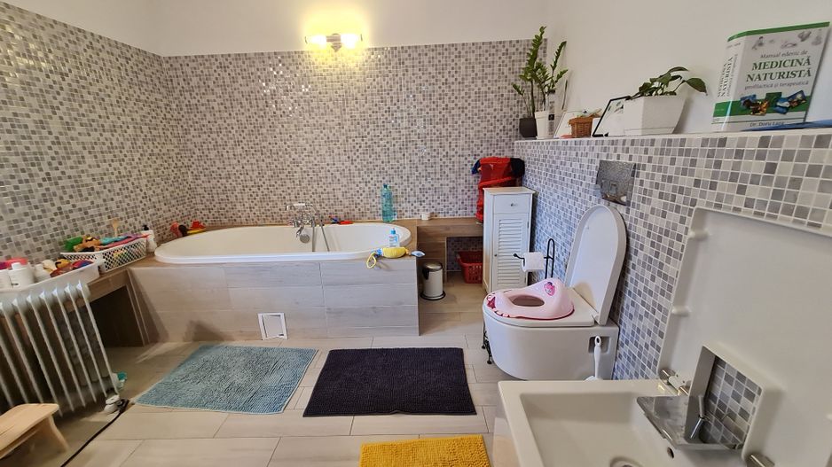 Casa solida în zona Bogdanestilor - Poză 19