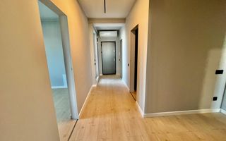 Penthouse cu 3 camere LA CHEIE, cu terase de 200mpu, zona Calea Surii Mici - Poză 12
