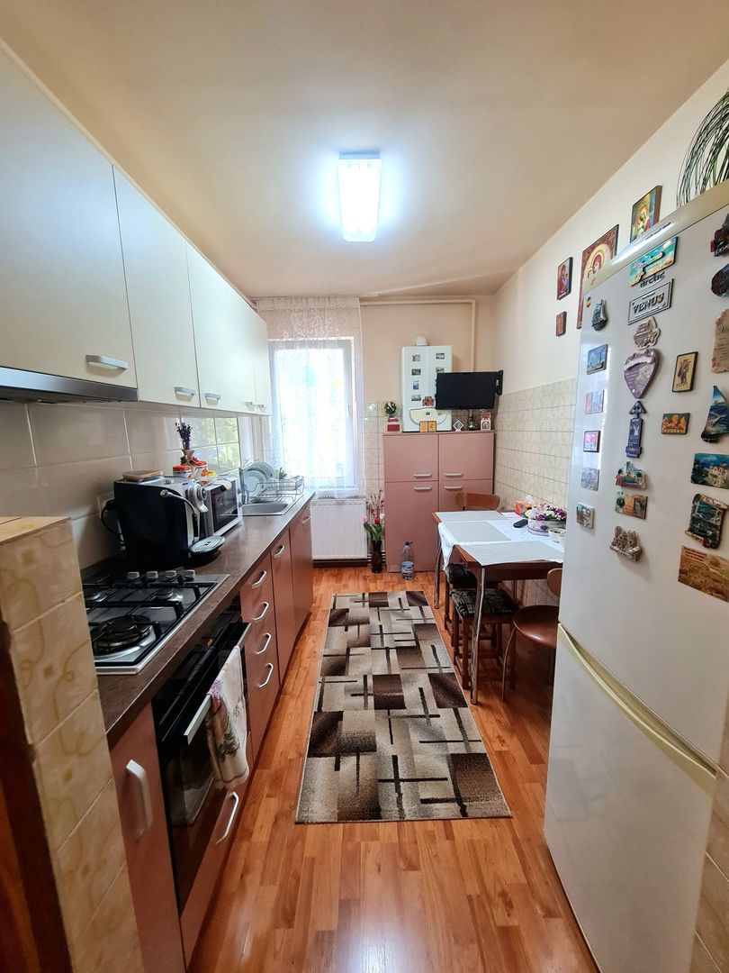 Apartament decomandat cu 3 camere de vânzare | Tudor - Poză 5