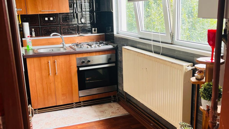 Confort inteligent! Apartament transformat in 3 camere, zona 1 Mai - Poză 16