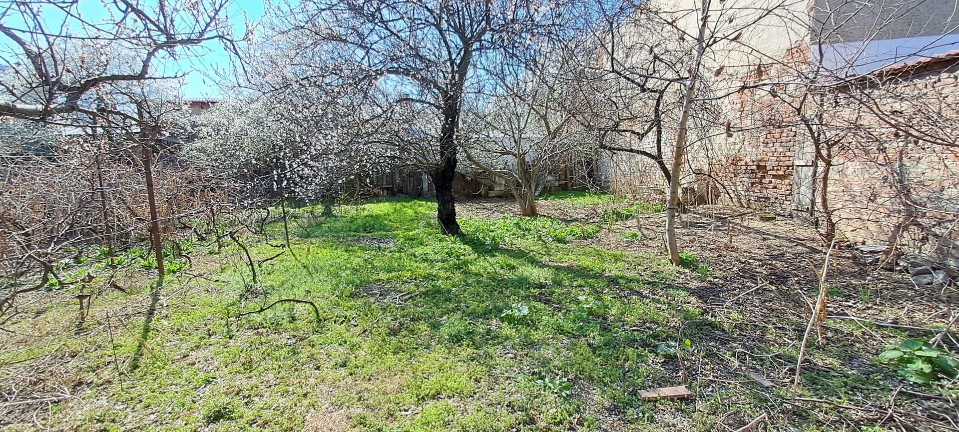 Piata Muncii, Agricultori, teren 569mp, utilitati, pretabil investitie - Poză 2