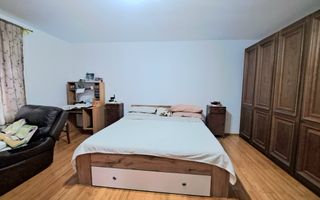 Casa individuala spatioasa, renovata total pe parter I Recas | COM 0% - Poză 2