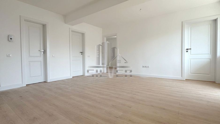 Apartament cu 3 camere recent finisat+2 terase! - Poză 2