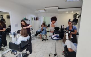 Spațiu cu potențial excelent în Piața Trandafirilor | 50mp - Poză 4