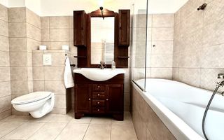 Închiriere casă cu grădină și șemineu în Timișoara – Stil și confort! - Poză 36