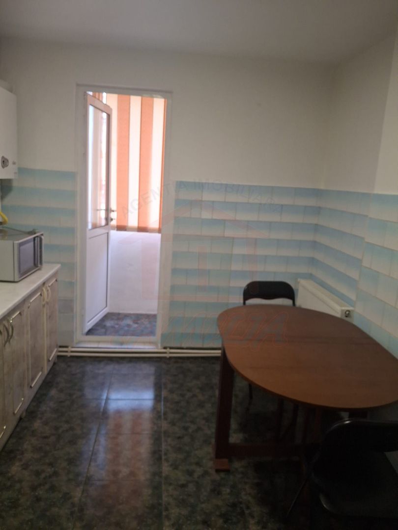 🏡 Apartament cu 2 camere de închiriat – Micro 18 - Poză 2