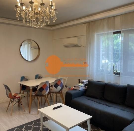 3 camere LAcul Morii-Bloc Boutique ( 2018 ) - Poză 3