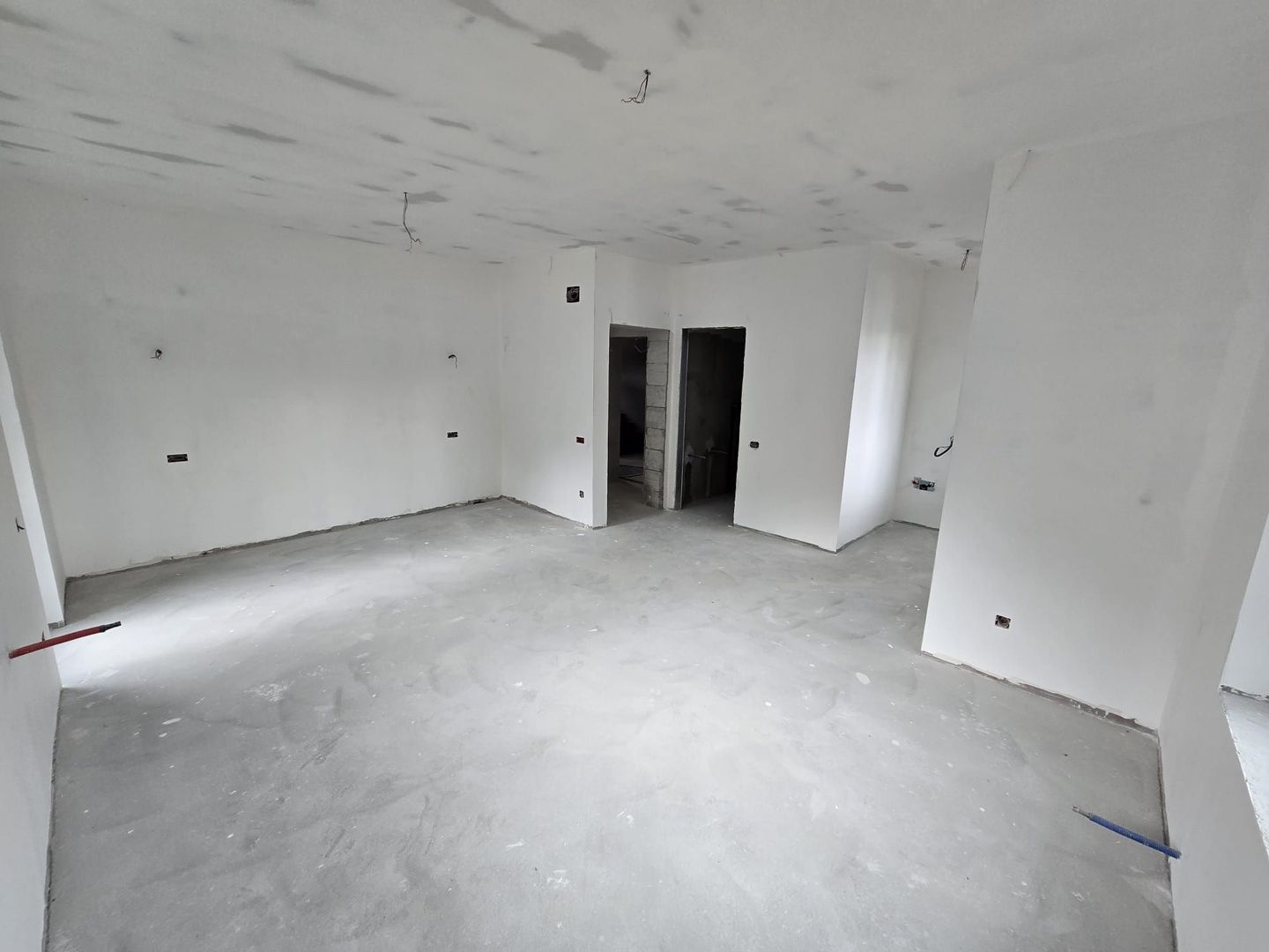 Apartament cu 2 camere + loc de parcare - Busteni - Zamora - Poză 3