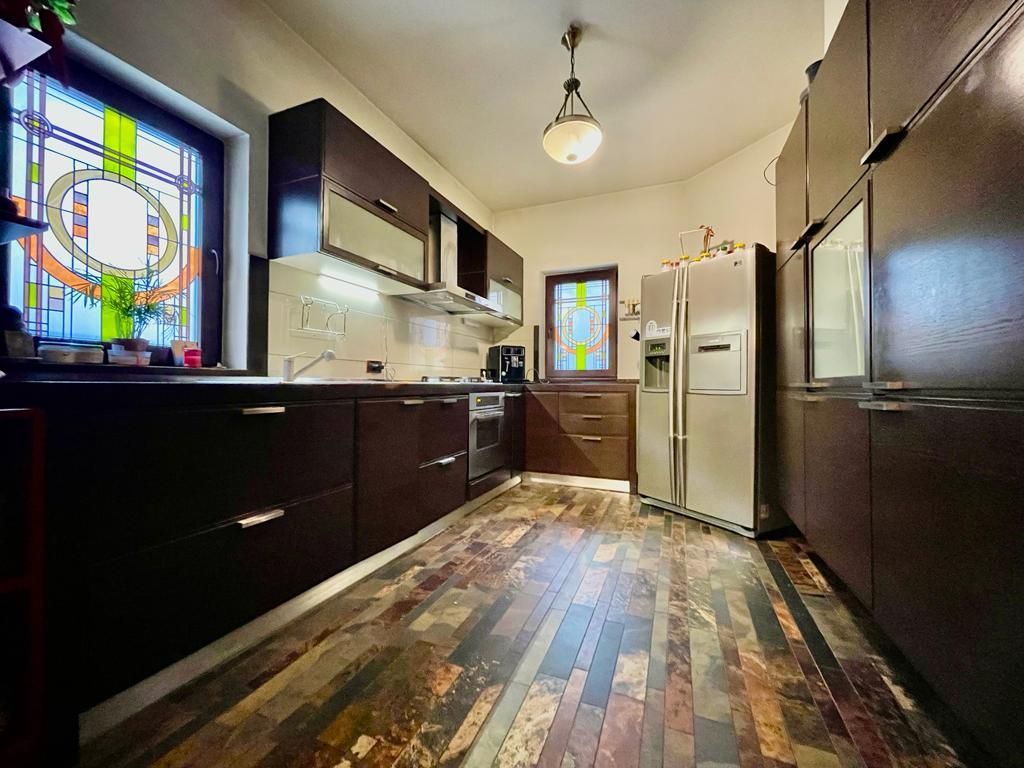 Vila 8 camere | padurea Baneasa | teren 383 mp - Poză 6