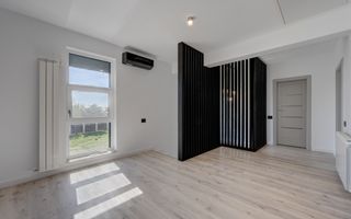 CASA TIPLA, Racordata la toate Utilitățile ! Domnești ! - Poză 9