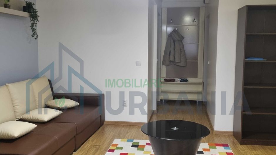 # vând apartament doua camere in Tudor Vladimirescu - Poză 1