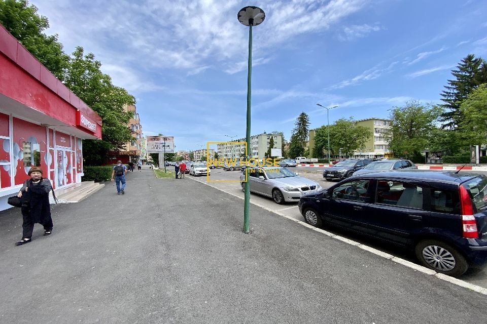Spatiu comercial de inchiriat la parter in zona Astra - Poză 5