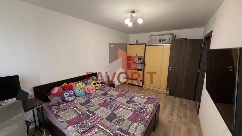 Spatios. Mobilat si utilat. Pozitie excelenta. - Poză 10