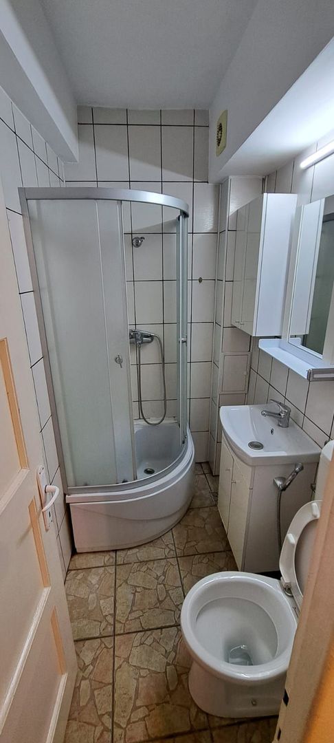 apartament cu 2 camere - Poză 9