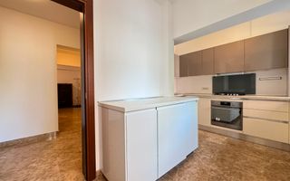 APARTAMENT ULTRACENTRAL CU 4 CAMERE LA INCHIRIERE - Poză 6