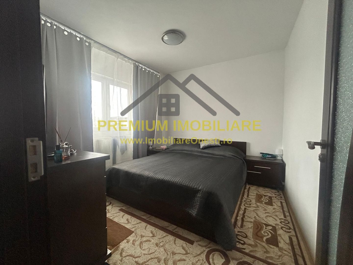 De vanzare Apartament 3 camere zona de jos - Poză 7