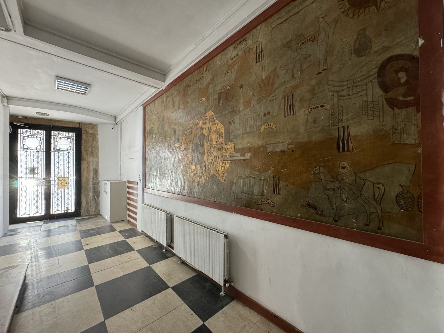 Cladire 1001 mp utili Universitate 2S+P+4E+Pod autorizatie fatada - Poză 2