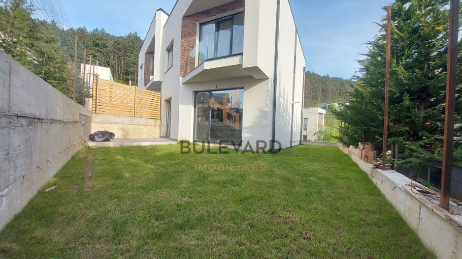 Casa de tip duplex cu CF la 5 minute de Vivo Center! - Poză 1