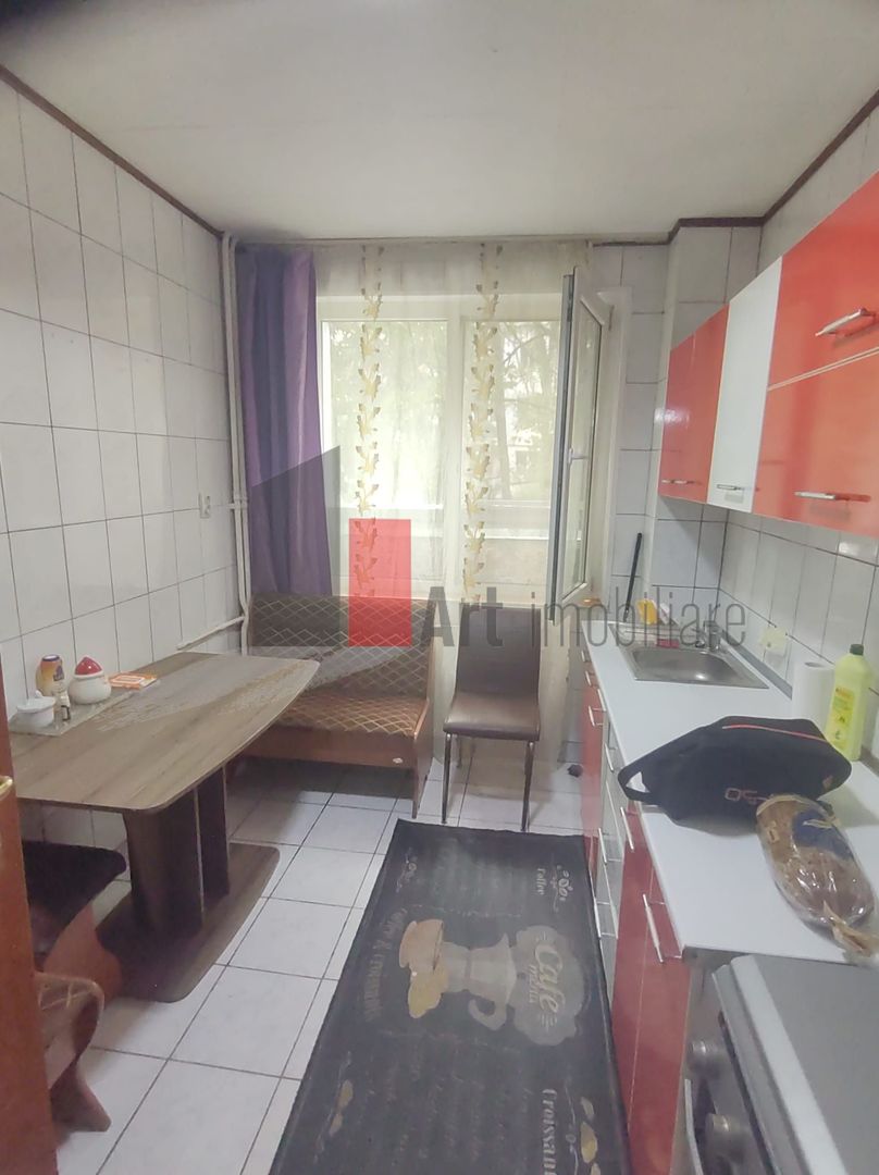 Vânzare apartament 2 camere Nițu Vasile - Poză 2