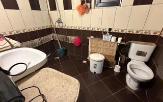Casa in Timisoara | 3 camere | Curte comuna | Intrare separata | - Poză 11