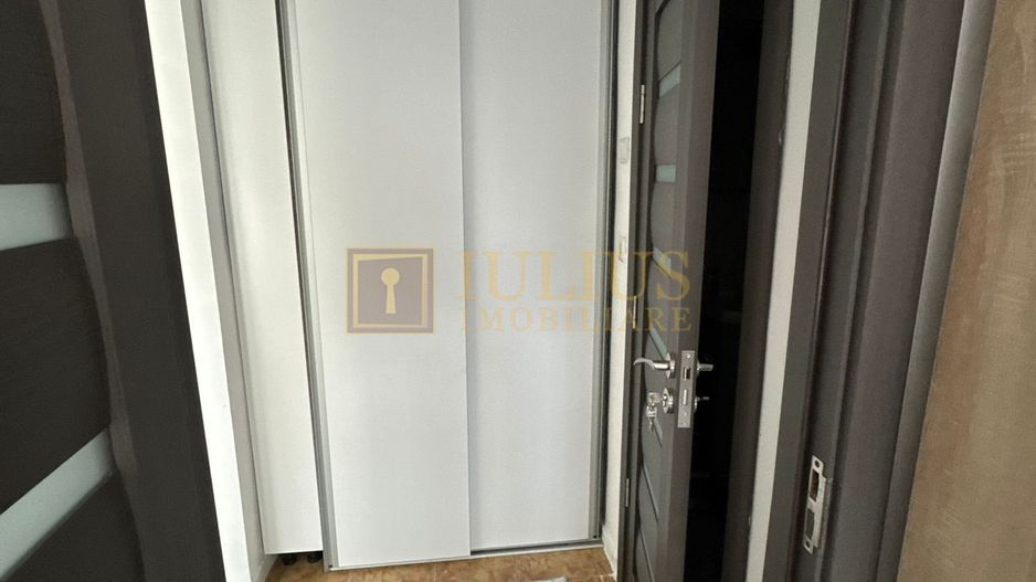 2 camere| cladire istorica| vis a vis de Catedrala| camere spatioase| - Poză 8