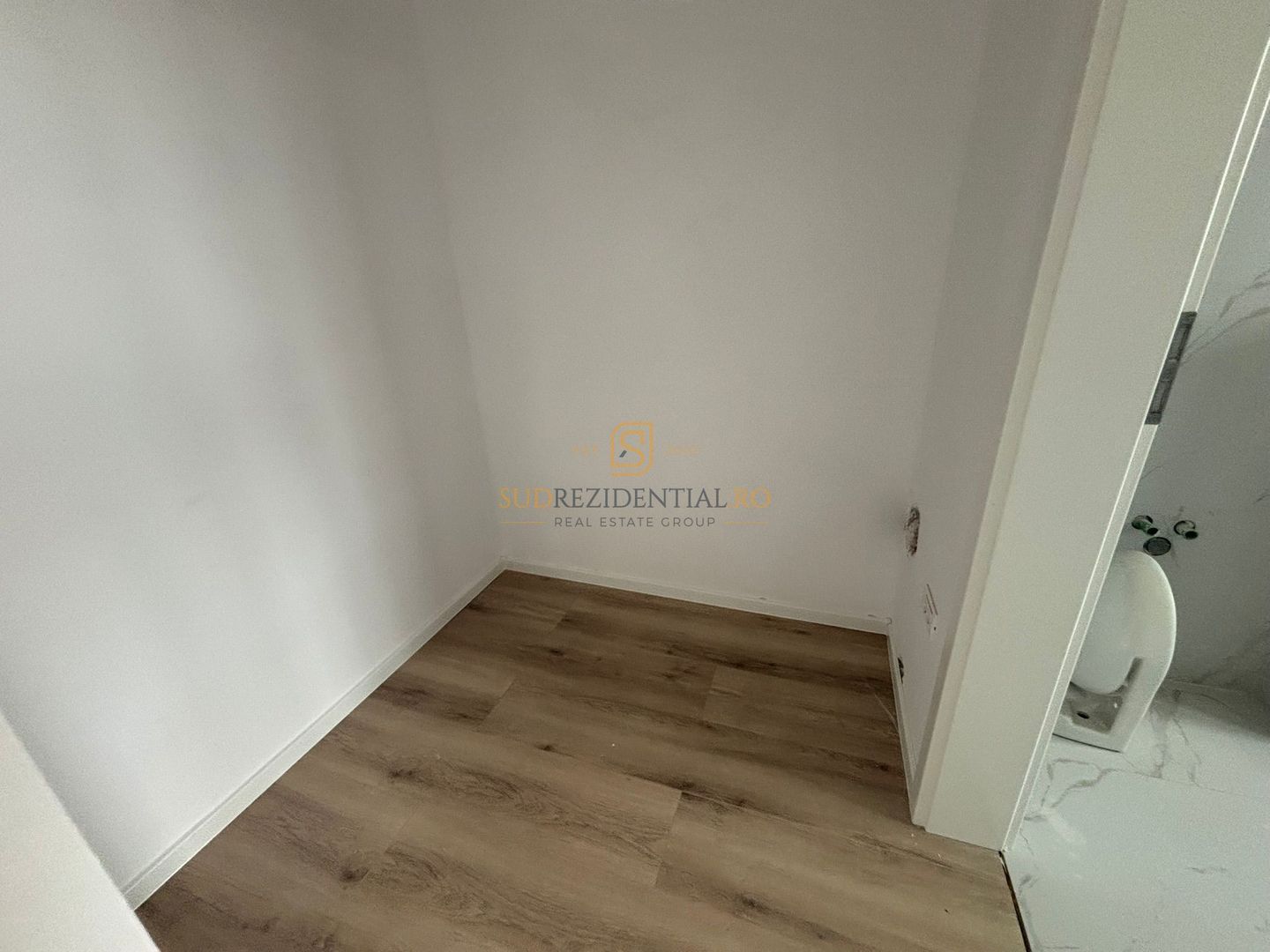 Casa individuala parter, 3 camere, disponibila imediat, teren 370 mp - Poză 9