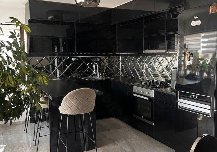 CASĂ SPAȚIOASĂ | 230 MP + MANSARDĂ 70 MP | TEREN 280 MP | BURDUJENI - Poză 3