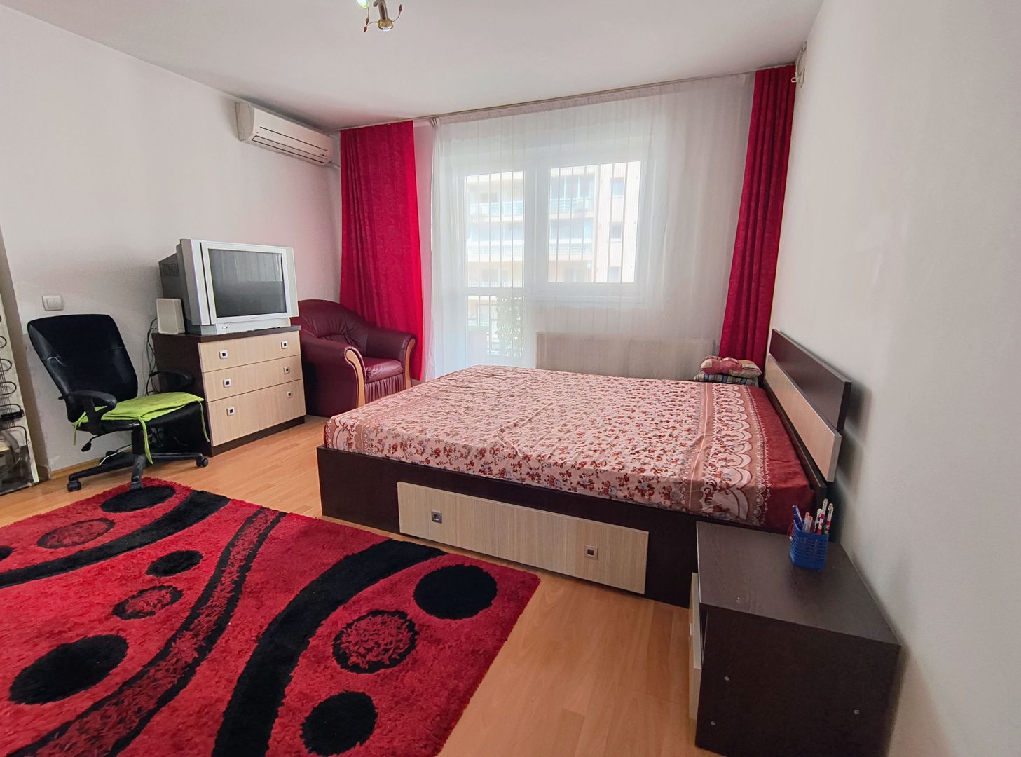 Garsoniera Vitan Barzesti- Hotel Rin - Poză 2