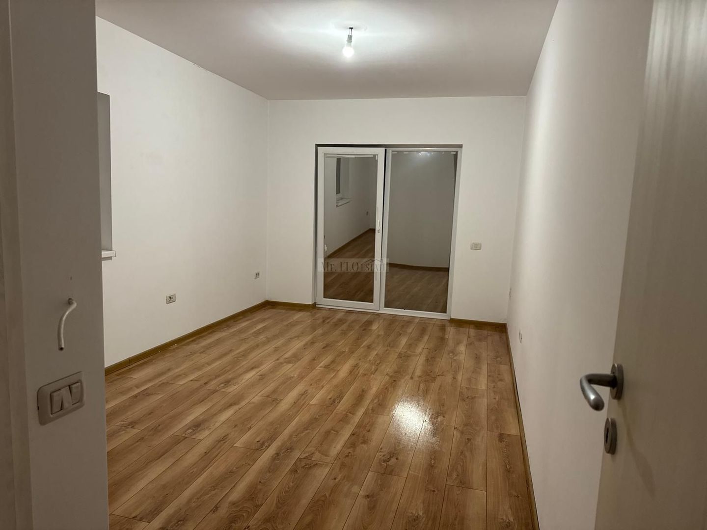 Ofer spre închiriere 1/2 duplex – Giroc, zona fostei unități militare - Poză 6