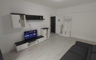 Apartament spatios cu 2 camere in Pacurari -  450 euro - Poză 1