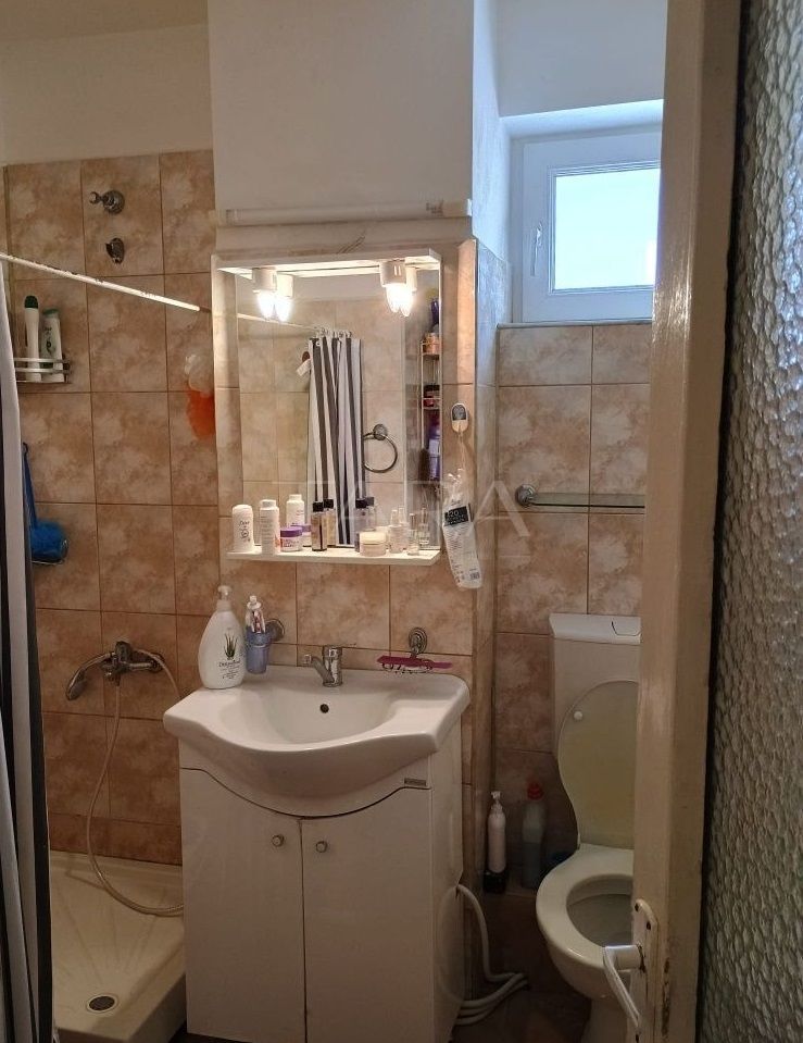 Vând Apartament 3 Camere în Cartierul Gruia, Zonă Liniștită - Poză 6