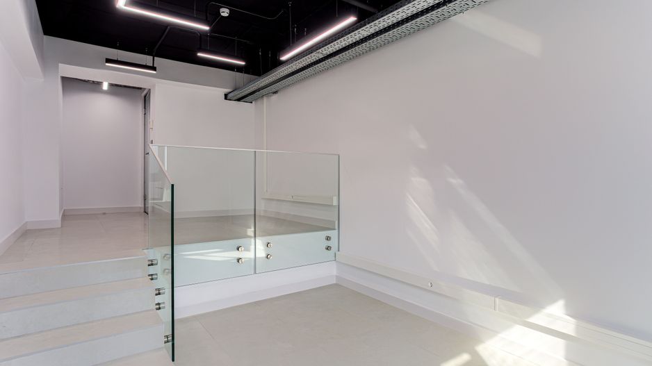 Spațiu modern de inchiriat destinat clinicilor sau companiilor - Poză 5