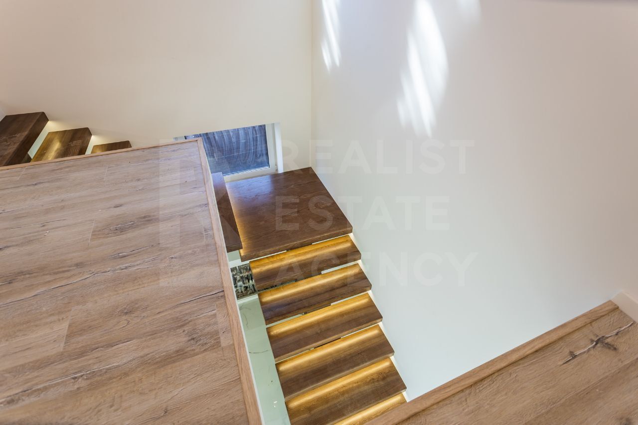 Casă cu 2 nivele amplasată pe strada Doina și Ion Aldea - Teodorovici - Poză 13