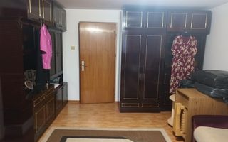 Casa , P+1+teren, 108 mp,Zona  Baisa ,teren 10000 mp,pret 150000 Euro - Poză 6