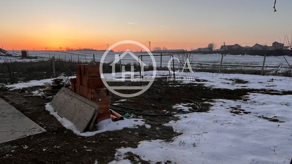 Casă de vânzare cu 4 camere in cartierul Bălcescu, Oradea - Poză 19