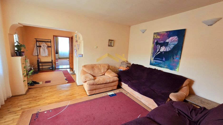 Casa de vanzare cu teren mare pe Ady Endre Aradul nou - Poză 8