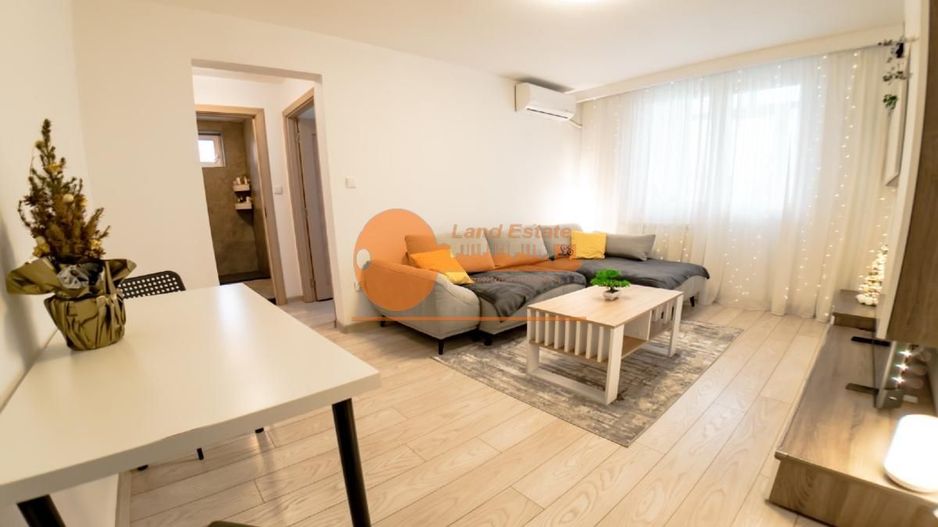 Apartament 3 camere Piata Progresului - Poză 1
