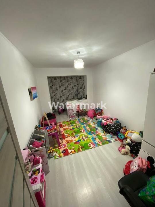 Vând apartament cu 3 camere Mobilat/Utilat in zona Km 4-5 - Poză 7