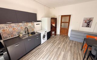 2 camere| apartament la casa-curte comuna| loc de parcare| centrala proprie| - Poză 6