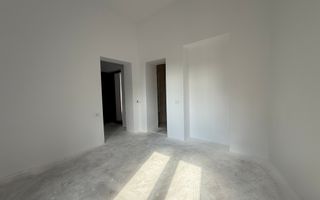 Garsoniera | Etaj 1 | Renovata | La alb | Zona Garii - Poză 3