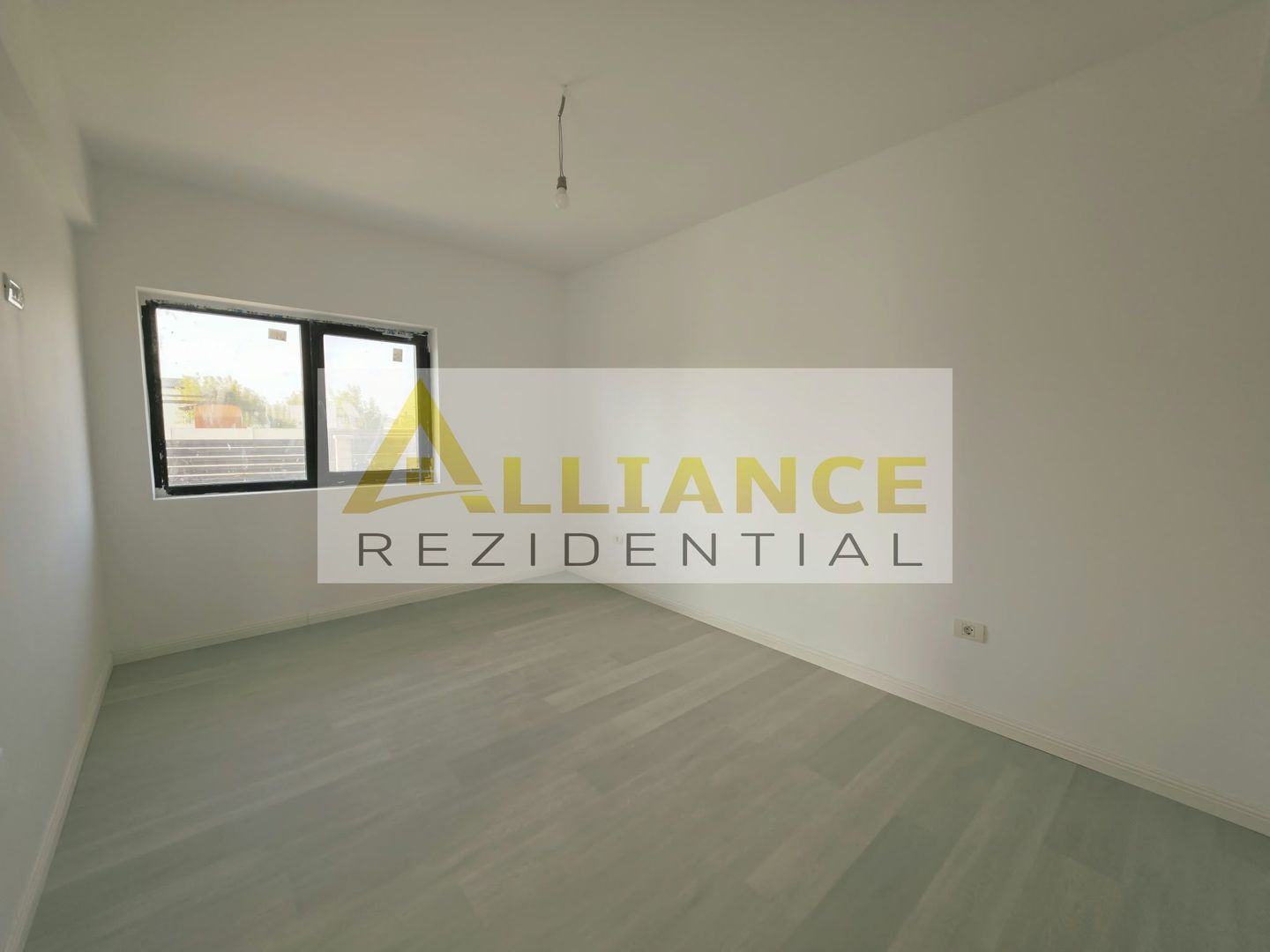 Vila 4 Camere | Curte amenajata - Poză 10